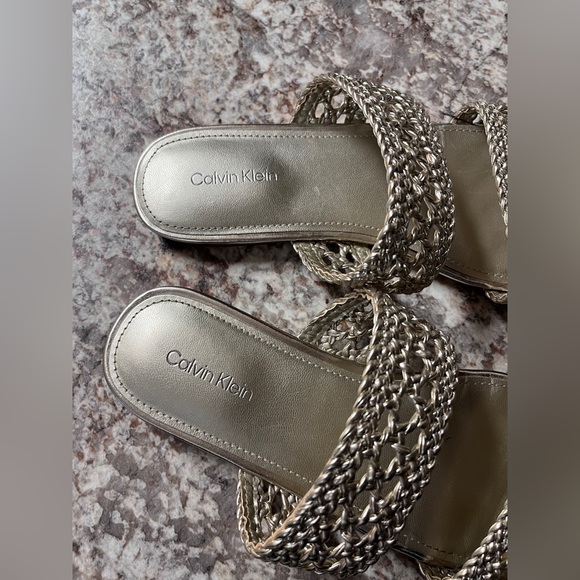 Calvin Klein gold slide braided sandals - Picture 3 of 4